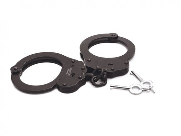 Наручники из темного металла A88B Handcuffs With Chain