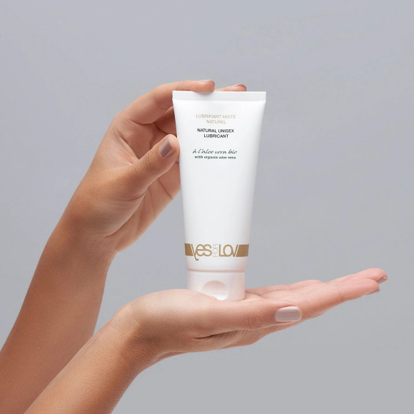 Натуральный лубрикант с алоэ вера и экстрактом шалфея - 100 мл.