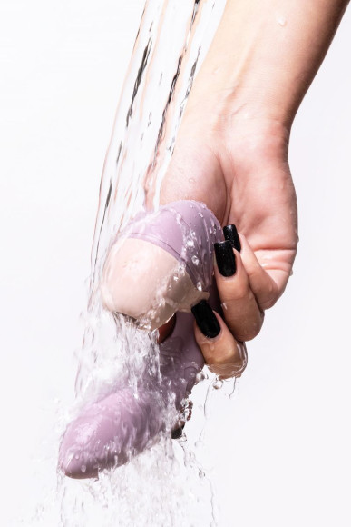 Сиреневый вибратор с вакуумным стимулятором Supernova - 16,9 см.