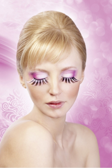 Черно-розовые ресницы