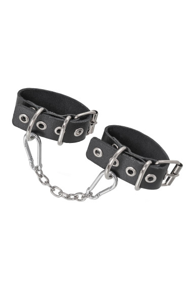 Черные кожаные наручники-браслеты из одного ремешка с люверсами
